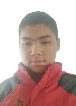 伊普提哈尔·依买尔